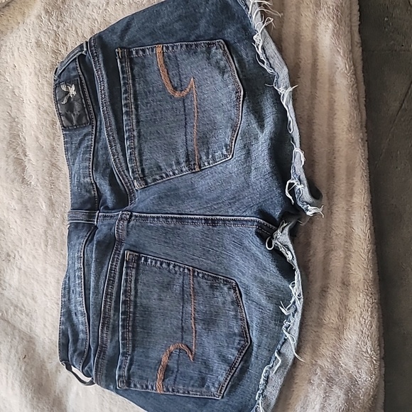 American Eagle 360 Super Stretch Demin Shorts - Picture 2 of 5